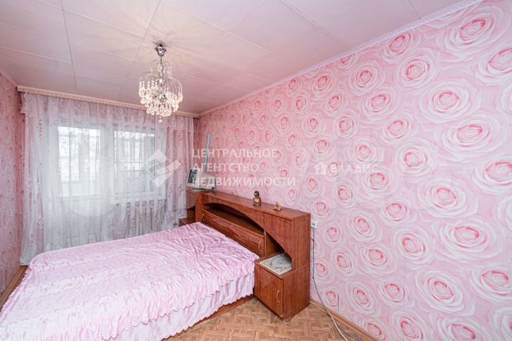 3-к. квартира, 79 м², 5/5 эт.