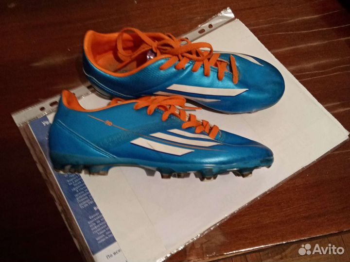 Бутсы футбольные Adidas F10 TRX FG