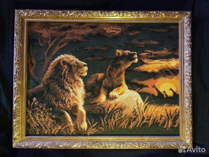 Картина вышитая крестом ручная работа