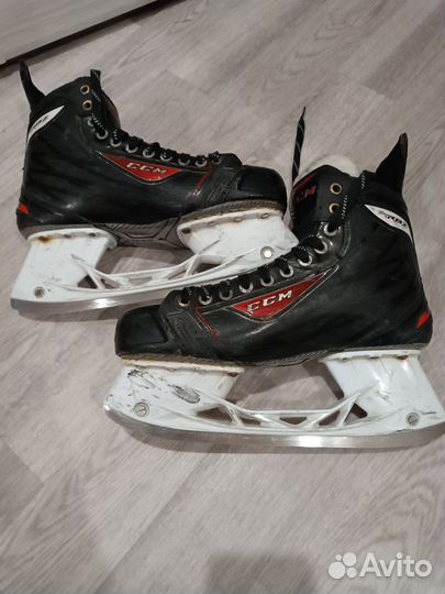 Коньки CCM Rbz размер 9,5 ее