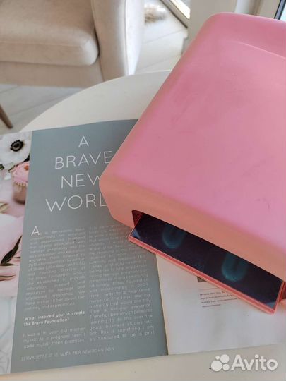 Лампа для сушки ногтей