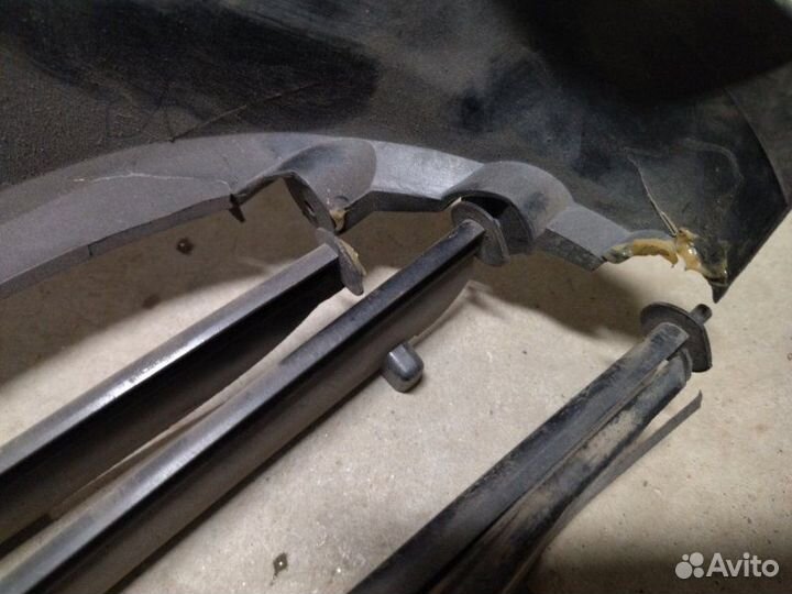 Жалюзи радиатора Bmw 5 E60 2008