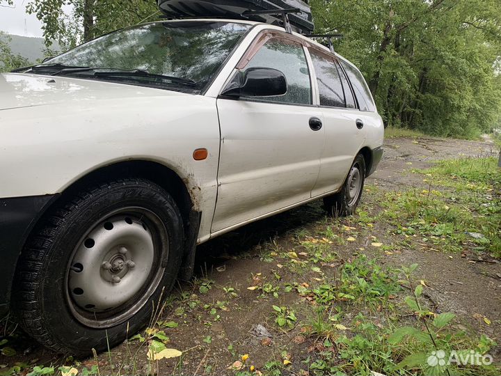 Mitsubishi Libero, 2000