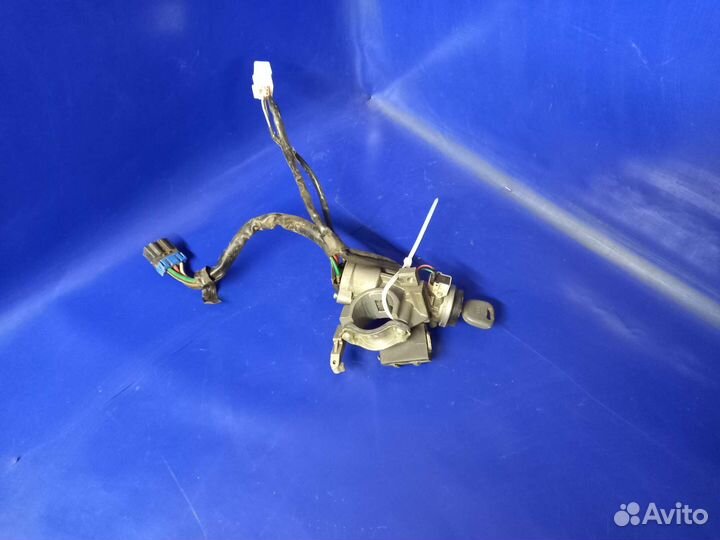 Замок зажигания Kia spectra