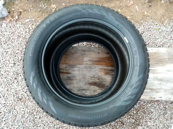 Nokian Tyres Hakkapeliitta C3 245/50 R18 104V