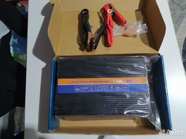 Преобразователь напряжения 12 220 2000w