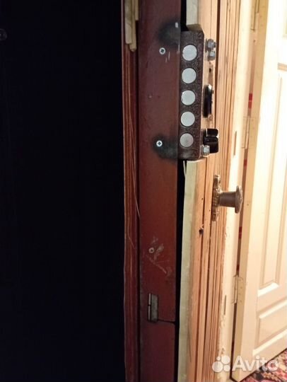 Дверь входная металлическая