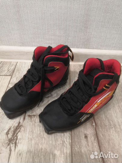 Лыжи беговые детские 140