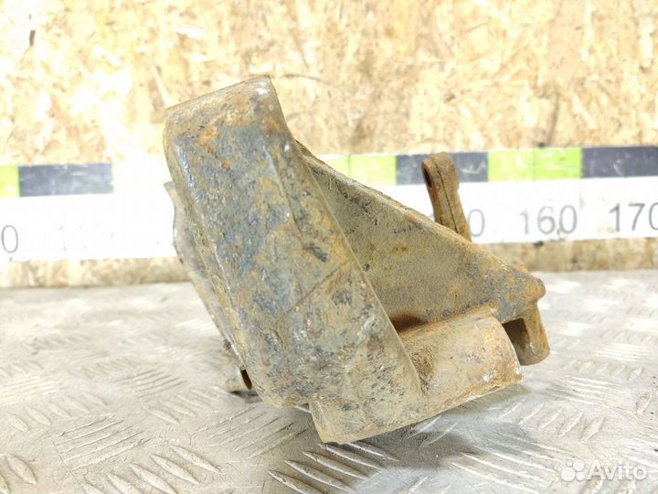 Кронштейн гидроусилителя Mitsubishi Legnum EA