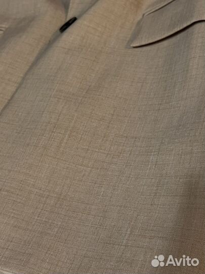 Пиджаки и жакеты женские 44 бежевый светлый