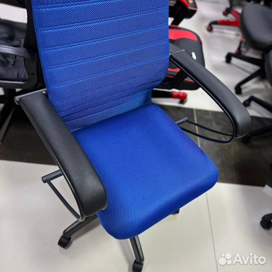 Офисное кресло SU-C-10/подл.100/осн.001 (цвета)