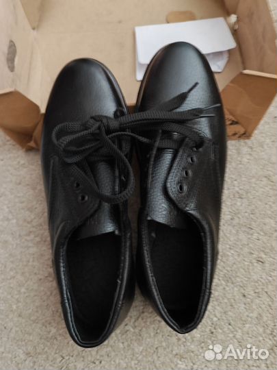 Обувь кожаная новая