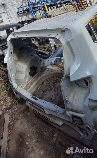 Кузов (отрез задней части) Jeep Renegade