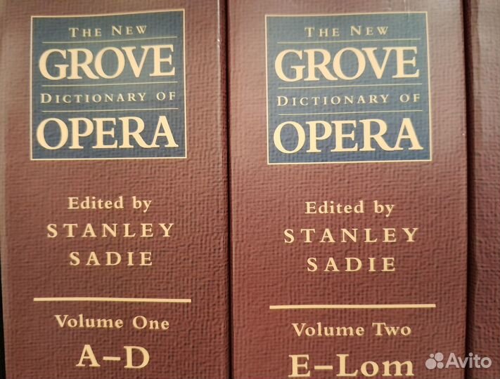 New Grove Dictionary of Opera в 4-х томах