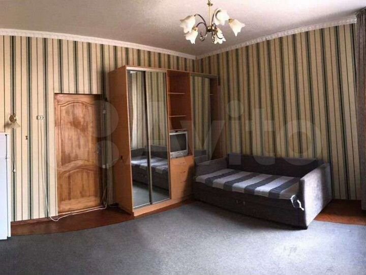 Комната 24 м² в 6-к., 5/6 эт.