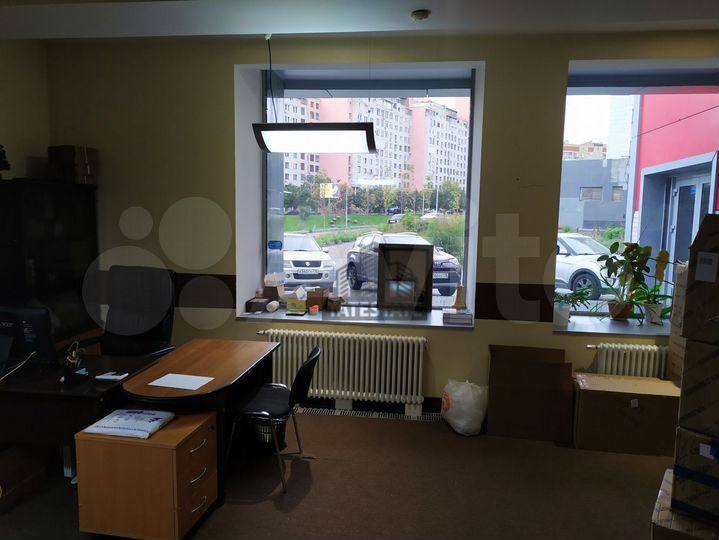 Офисное помещение 34.9 кв.м. в центре