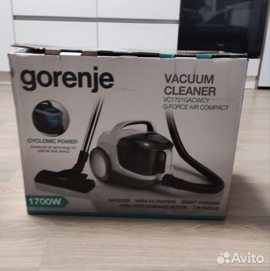Пылесос gorenje VC 1701 новый