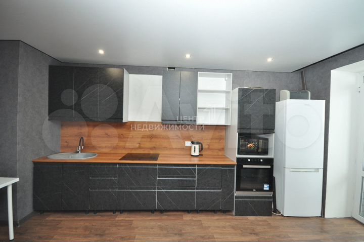 3-к. квартира, 66,3 м², 1/3 эт.