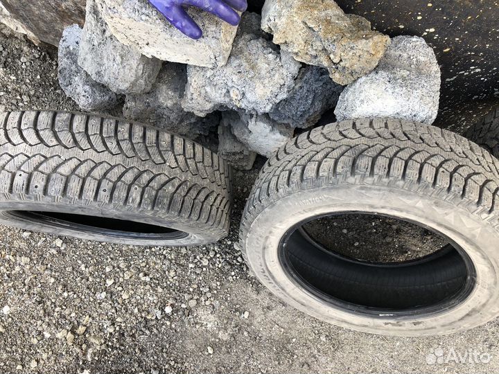 Bridgestone Blizzak Spike-01 185/65 R15