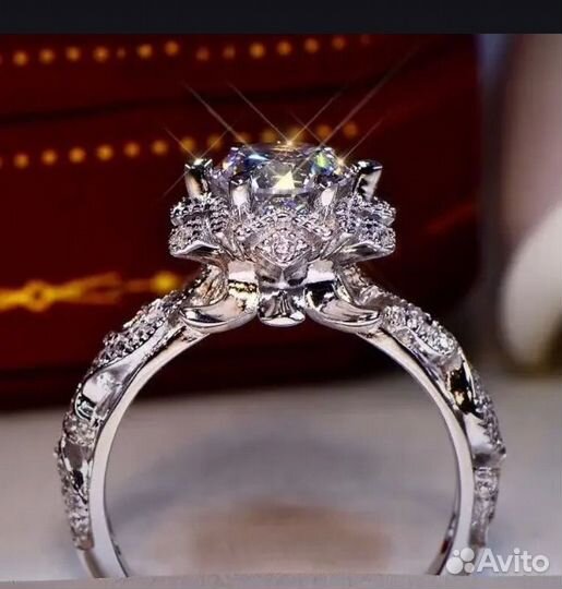 Кольцо женское бижутерия