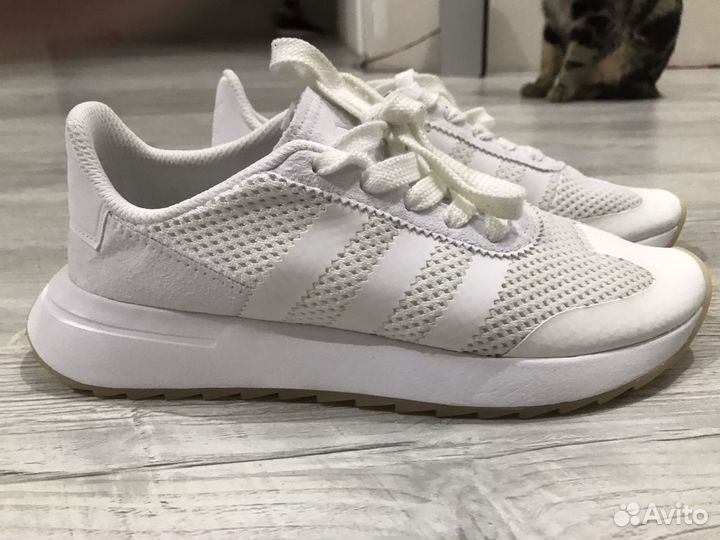 Кроссовки adidas original 36р