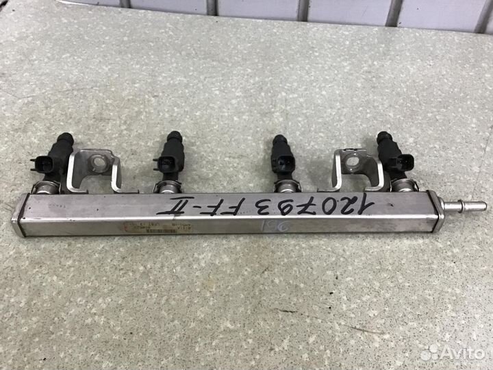 Рейка топливная (рампа) Ford Focus II 2005-2008