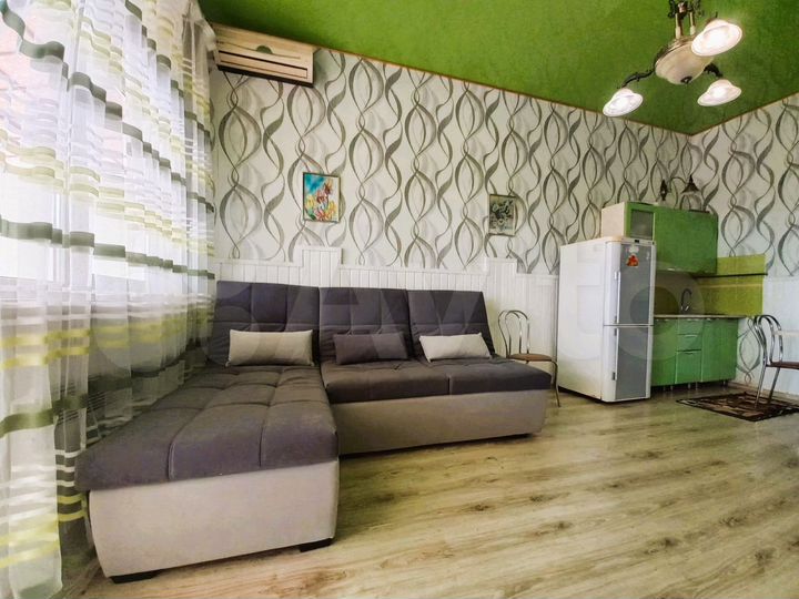 Квартира-студия, 37 м², 1/6 эт.