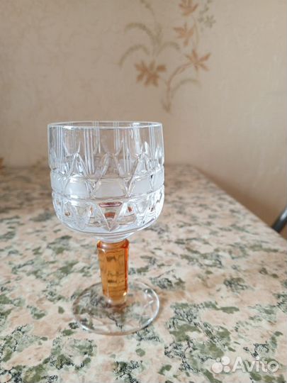 Хрустальные бокалы