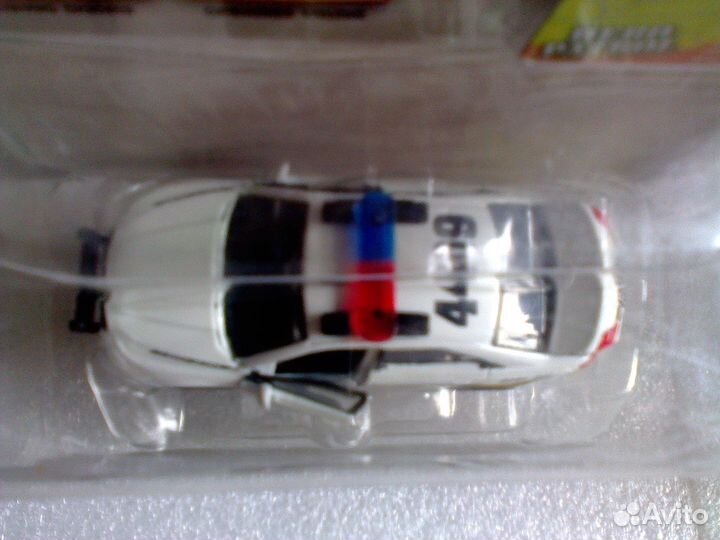 1/64 Jada. Ford Police Interceptor