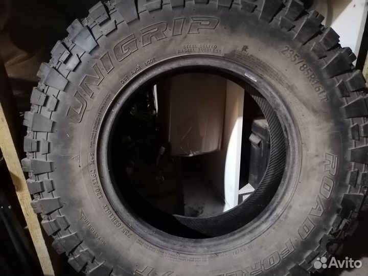 Comforser CF3000 235/85 R16