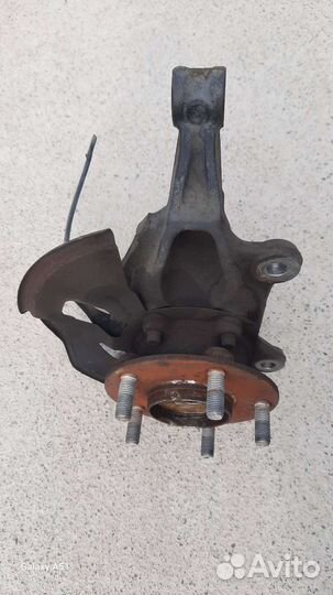 Поворотный кулак передний правый Mazda 6 GJ