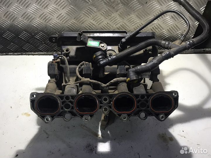 Коллектор впускной Пежо 307 Peugeot 307