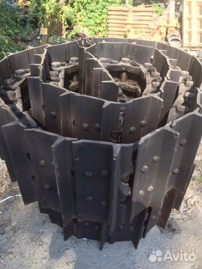 На Бульдозер чтз Т-130