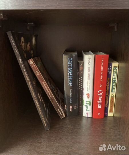 Книги young adult
