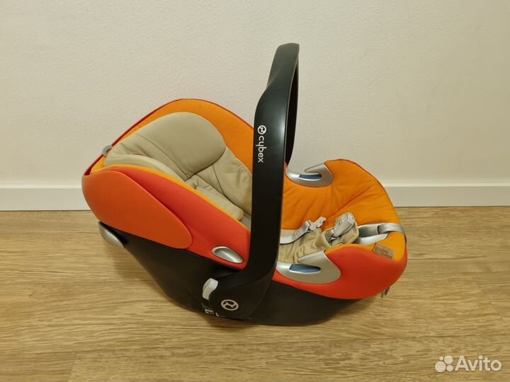 Детское автокресло cybex aton q