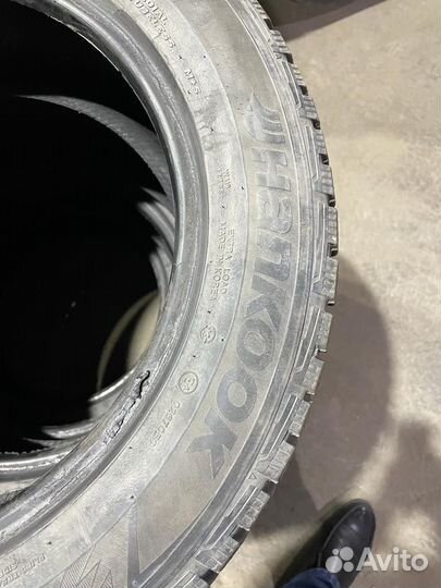 Hankook Winter I'Pike 215/55 R16
