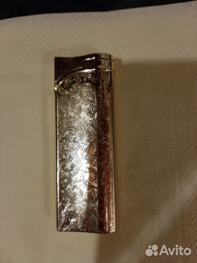 Зажигалка газовая