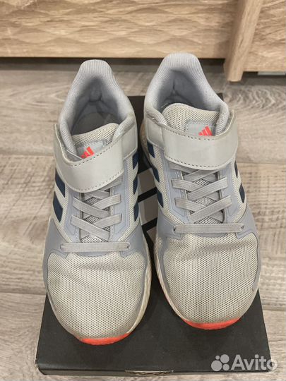 Кроссовки adidas