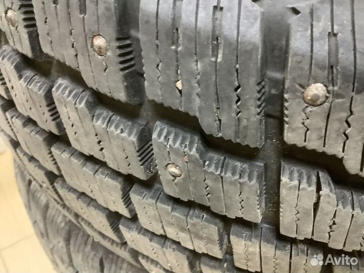 Cooper Weather-Master S/T 2 225/60 R17 99T