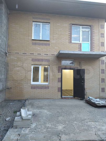 Дом 100 м² на участке 1,8 сот.