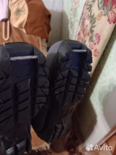 Лыжные ботинки