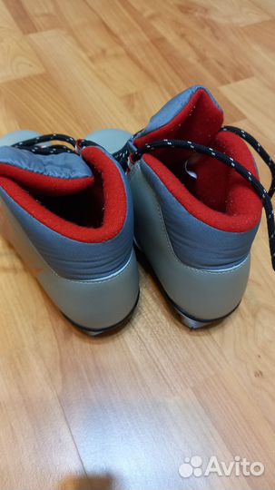 Ботинки лыжные 33рр