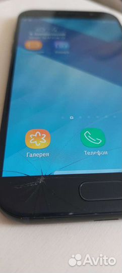 Телефон Samsung galaxy A5 2017