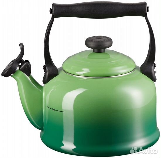 Чайник Le Creuset наплиточный