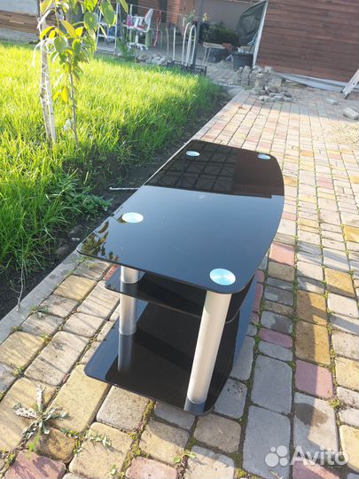 Стол журнальный