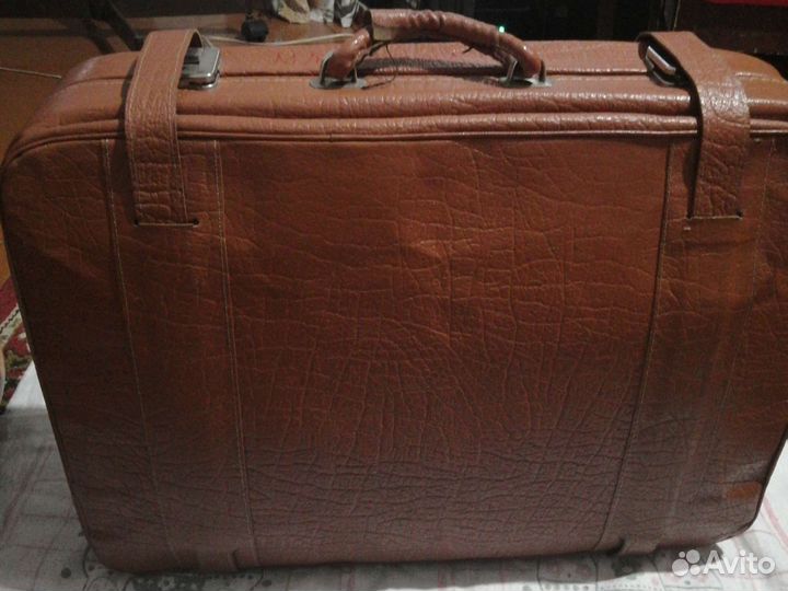 Шикарный чемодан СССР с чехлом Винтаж
