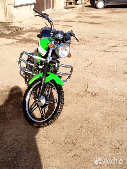 Мопед скутер