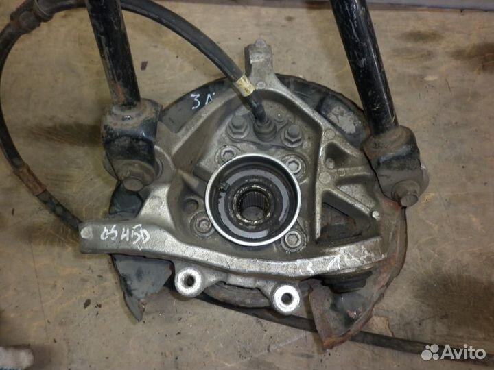 Кулак Lexus Gs 3 GS300/350/430/450