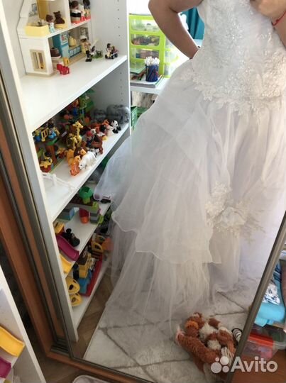 Свадебные платья 54 р