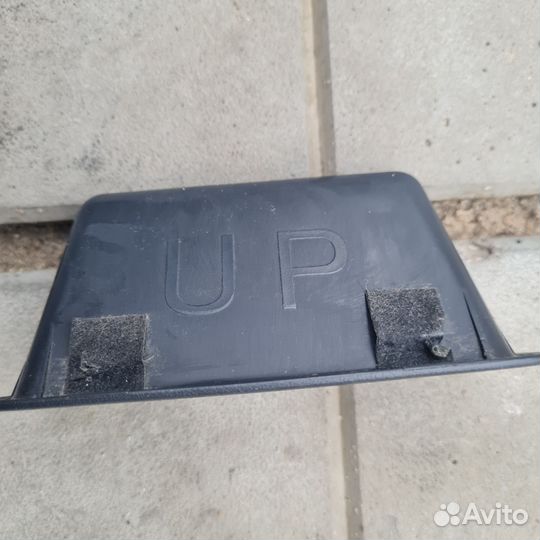 Ручка багажника Nissan Pathfinder R52 90940